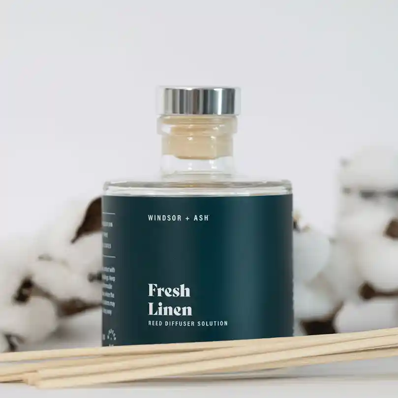 Fresh Linen Soy Candle - Image 4