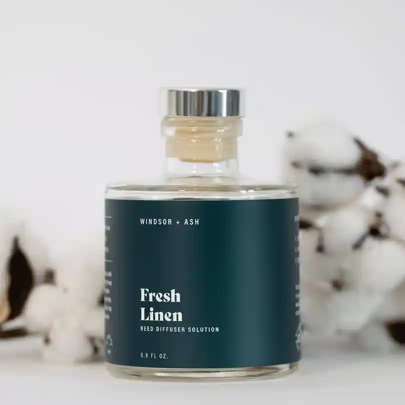 Fresh Linen Soy Candle - Image 5